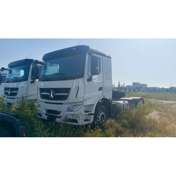 Used Beiben Tractor Truck 6x4 Tractor 10 Wheel 480hp Lhd/Rhd Africa Price 6x6