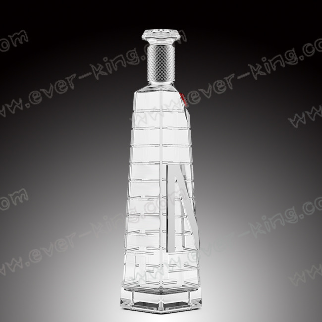 Башня двойника 750ML сформировала бутылки стекла ликера