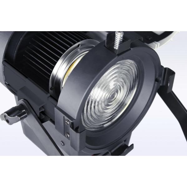 Outdoor Video Lighting 50W LED Fresnel Daylight CRI>96 with Sony V-Mount Battery Plate