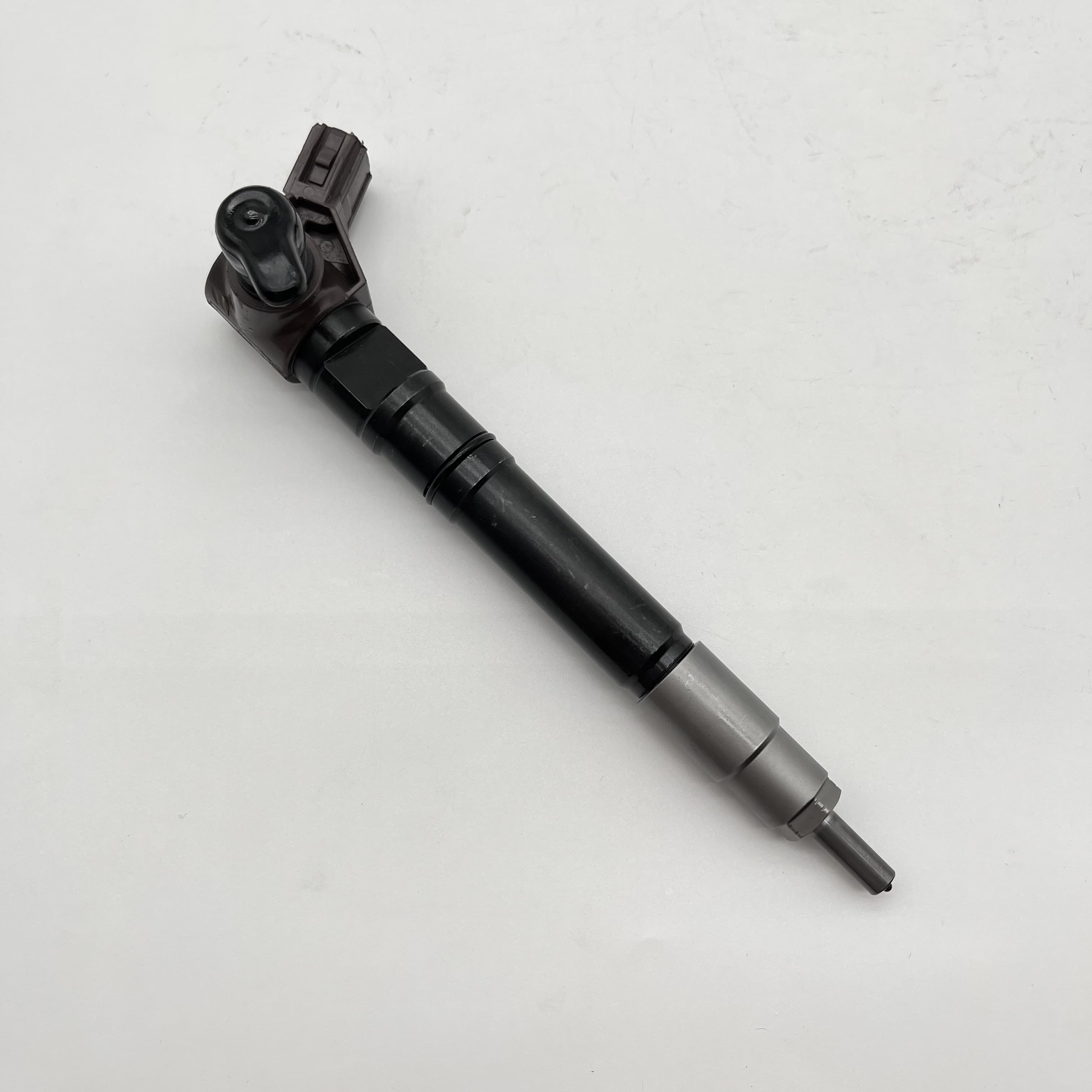 23670-11110 Toyota Common Rail Fuel Injector