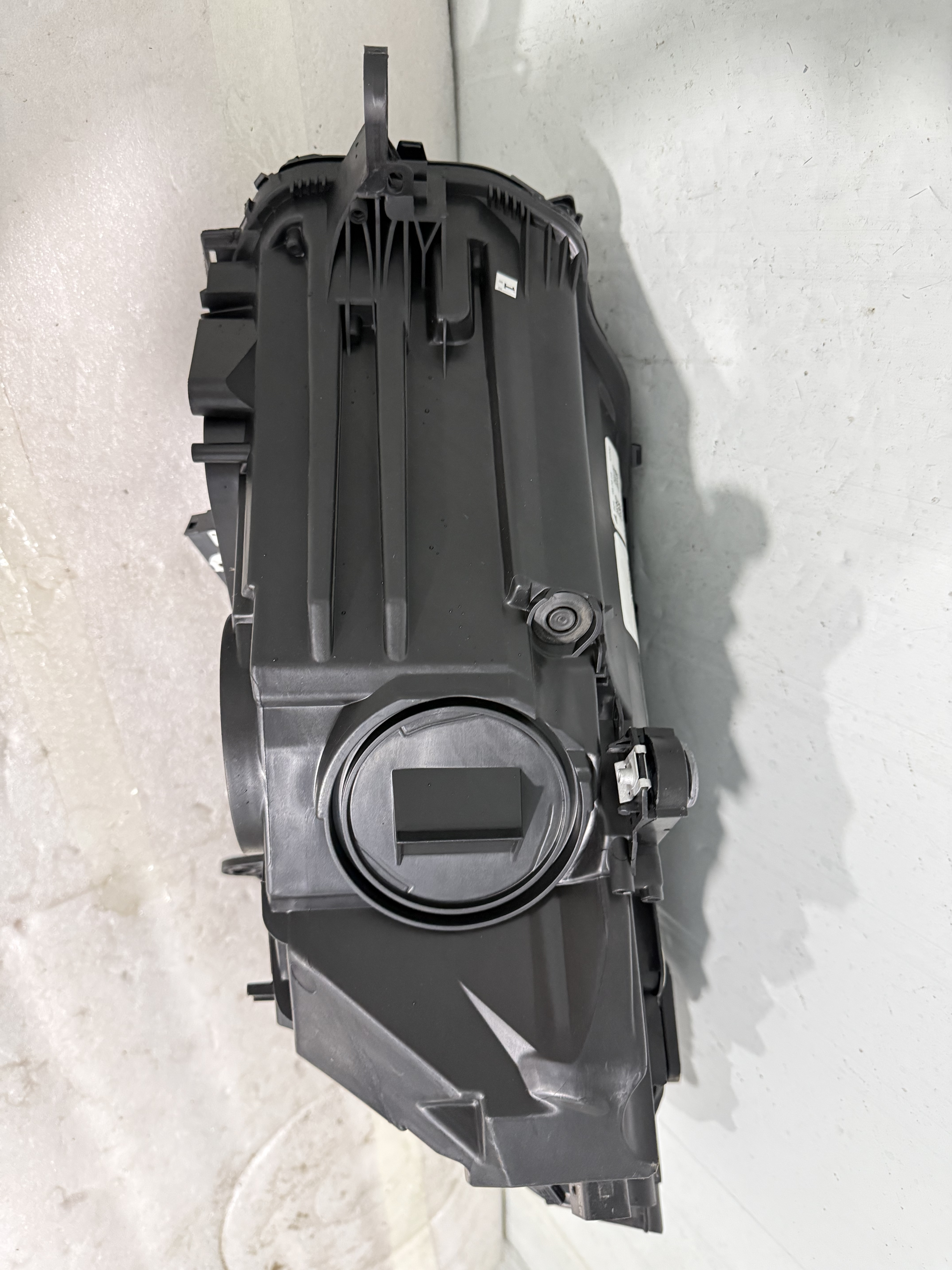 2022- 2024 S-Class low-end 223 right side part number: A22390 68603