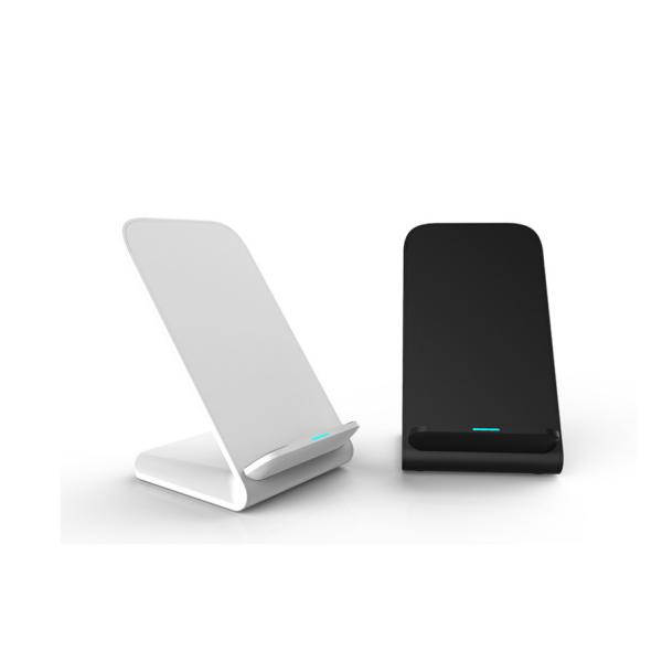 Silver High Speed Standing Wireless Phone Charger 1 USB For Iphone