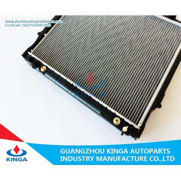 Hot Sell 2016 Auto Radiator For TOYOTA / LEXUS TACOMA'95-04 AT