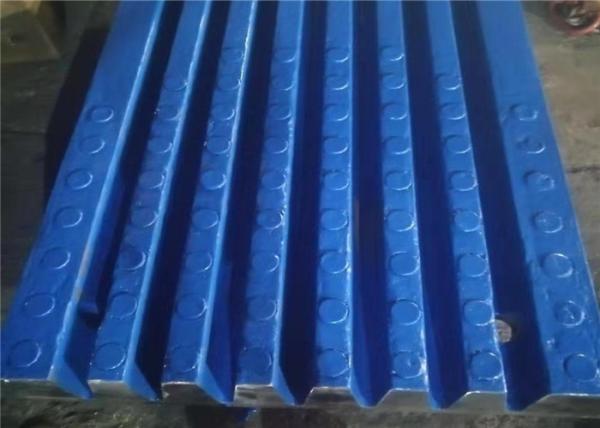 Long Life Jaw Crusher Spare Parts , Stone Crusher Jaw Plate by manganese steel composite With Tic Insert