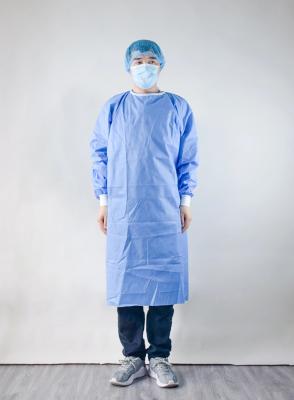 Cirurgião descartável não tecido Gown de Oilproof da higiene do CE