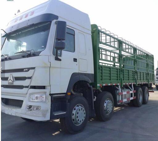 336hp 3360mm Wheelbase Heavy Cargo Trucks For 40 - 50T Load Capacity 6x4 10 Tire