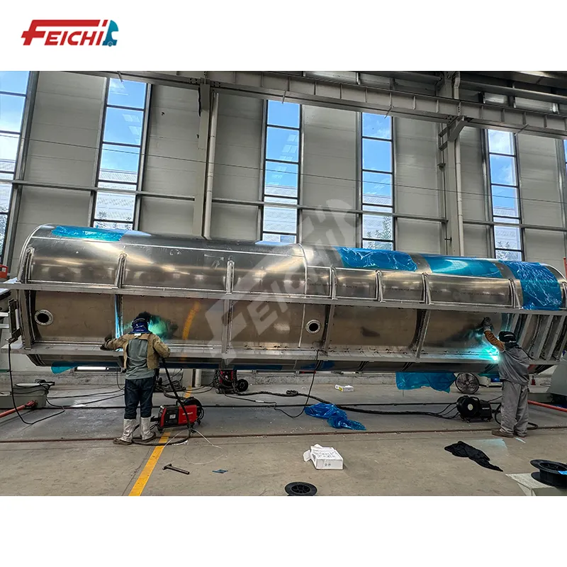 Feichi 2/3/4 Axles 20-60cbm Aluminium Fuel Tanker Semi Trailer Fuel Transport Tanker Semi Truck Trailer for Sale
