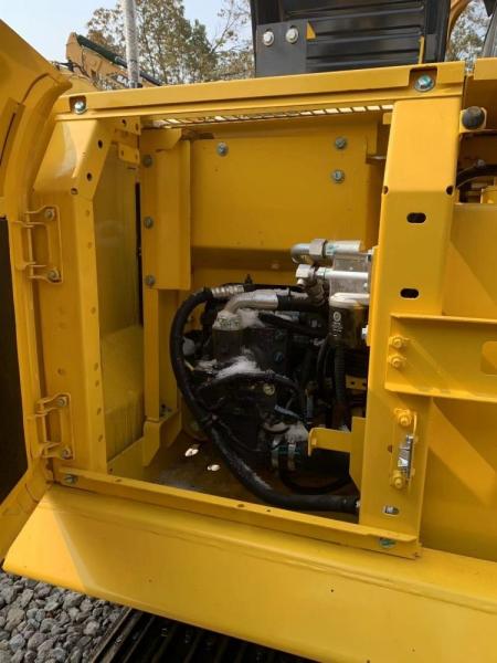 Komatsu PC130 Excavator with Original Hydraulic Pump and Fuel-Saving System