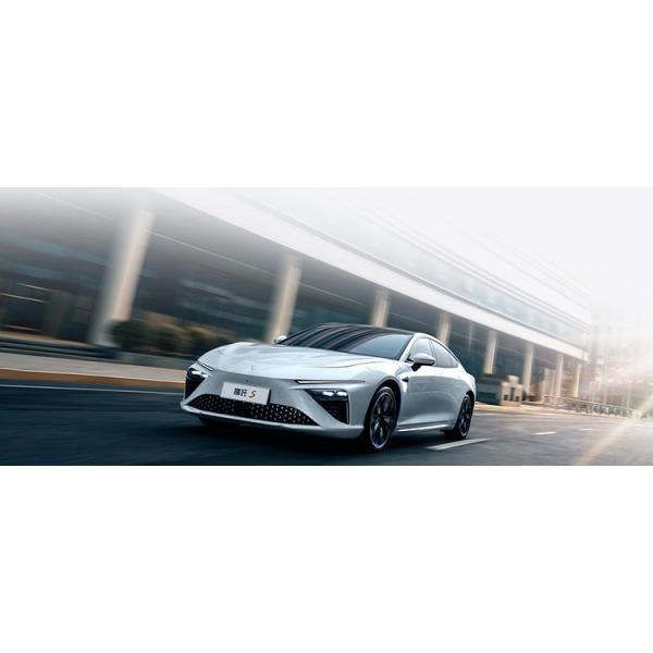 Neta S Four Wheel Drive Sedan PHEV Assisted Driving Level L2