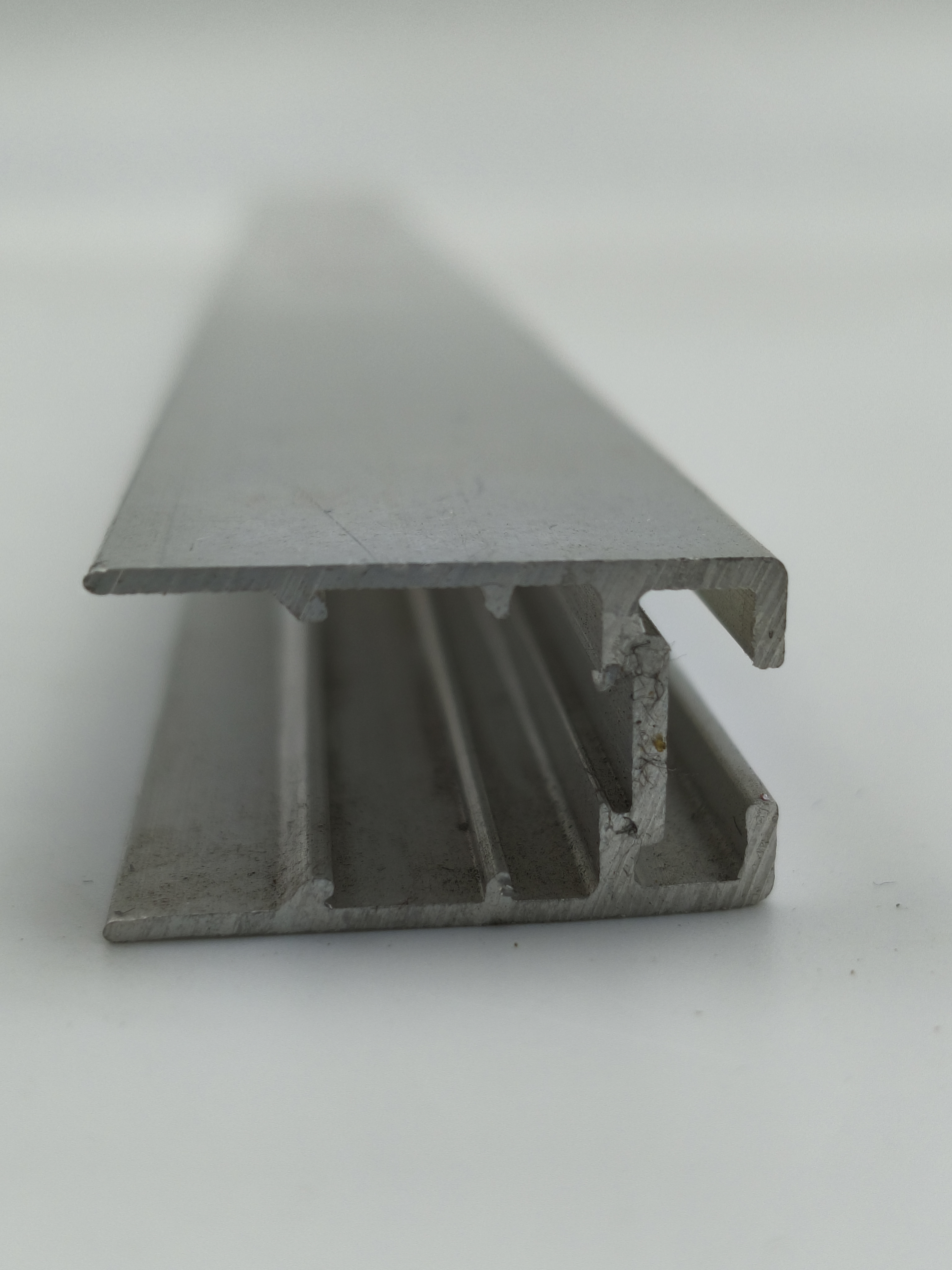 OEM/ODM customized aluminum profiles for windows