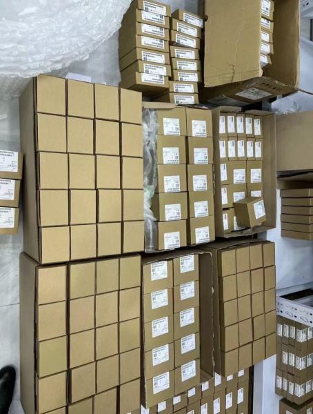 6ES7972-0BB12-0XA0 Siemens SIMATIC DP Communication Wire Connector 100% Original