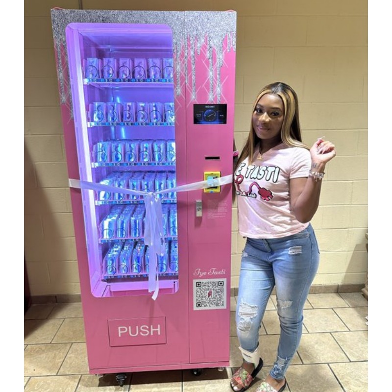 New Arrival CB Standard Self Service Hotel Vending Machine for Retails Items with Korea Language System