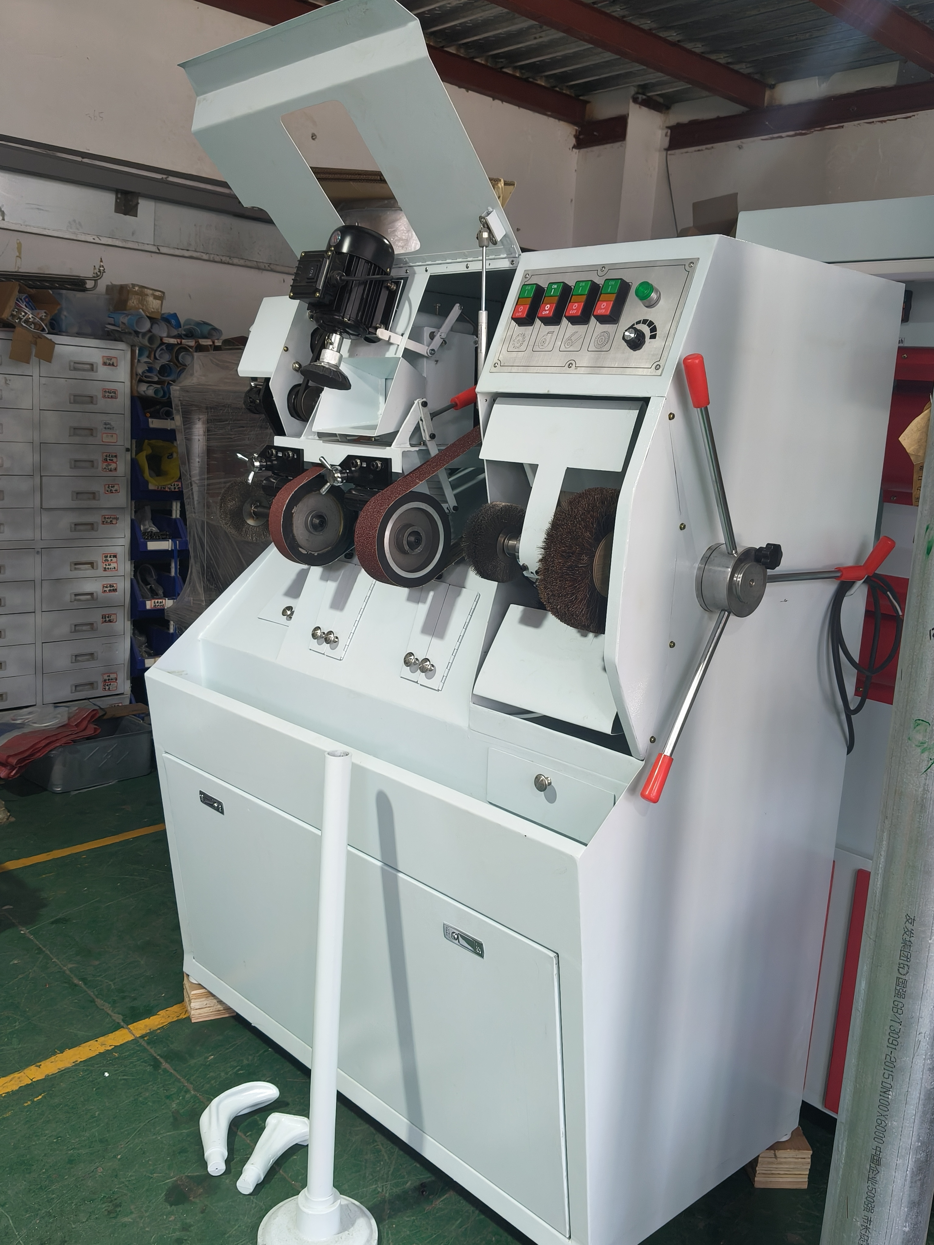 Shoe Making Machine with Dual Grinding Wheels for Polishing Heel Bend and Edges Suitable for Various Shoe Types