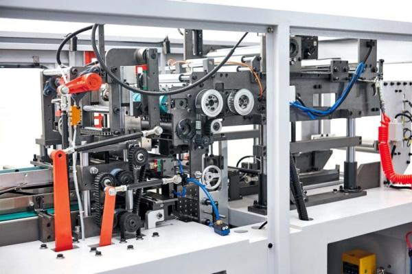 selo dos eixos do servo de 11kw Hemming Tissue Paper Packaging Machine 3