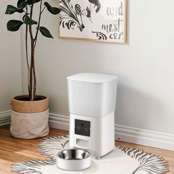 Automatic Cat and Dog Feeder with Programmable Meals and Voice Recording