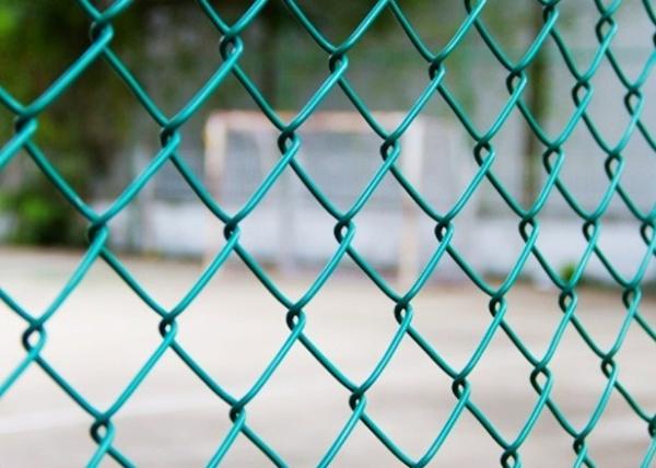 7 Ft PVC Coated Hot Dipped Galvanized Chain Link Fence Fabric Residential