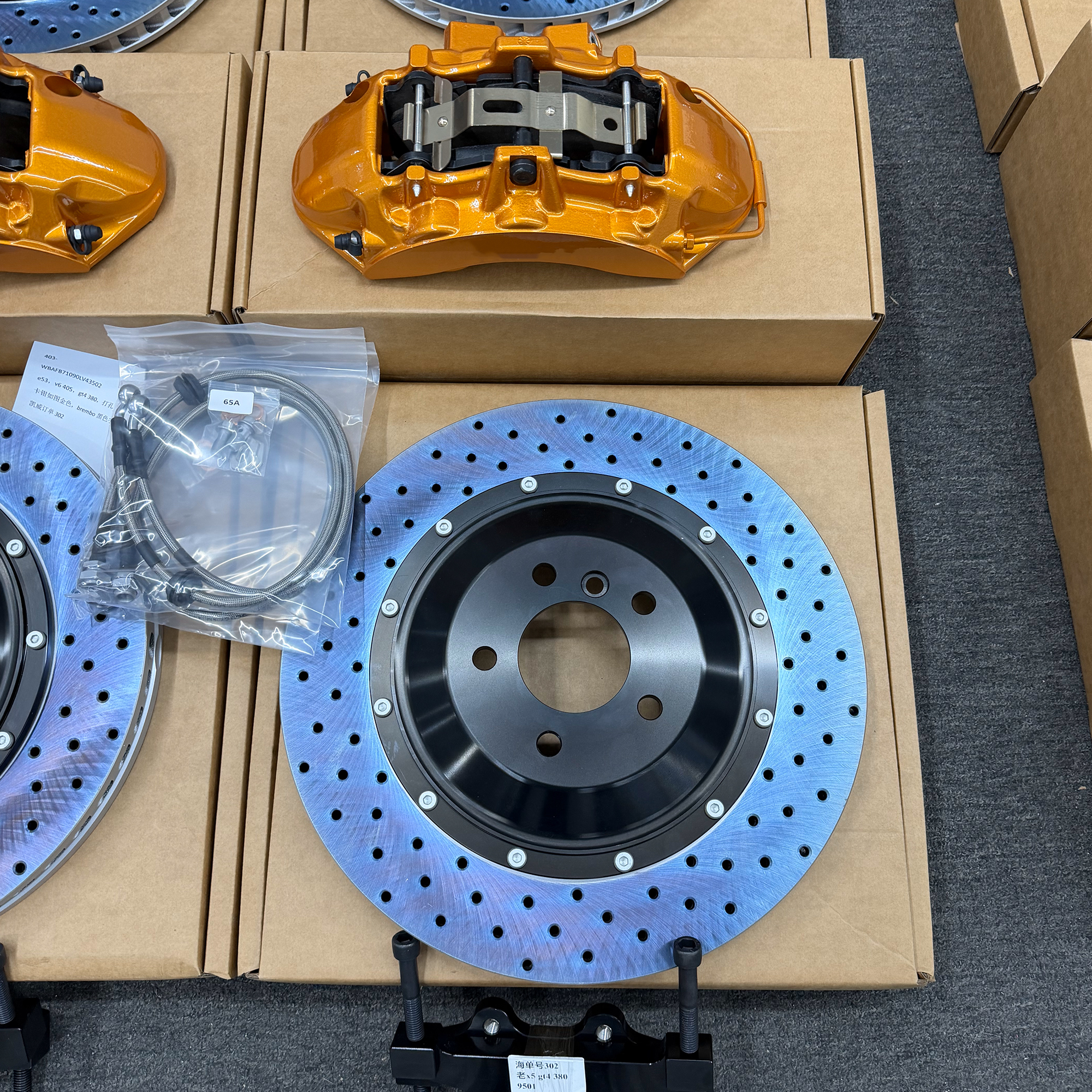 Factory Custom For Brembo Caliper V6 4pot For Land Rover OEM RTC4998 Big Brake Kit