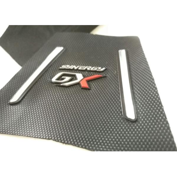 Выполненная на заказ поднятая резиновая одежда передачи тепла обозначает логотип силиконовой резины