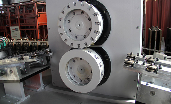 Coil Sheet Rolling Rotary Punching Machine Gear Drive With Servo Feeder