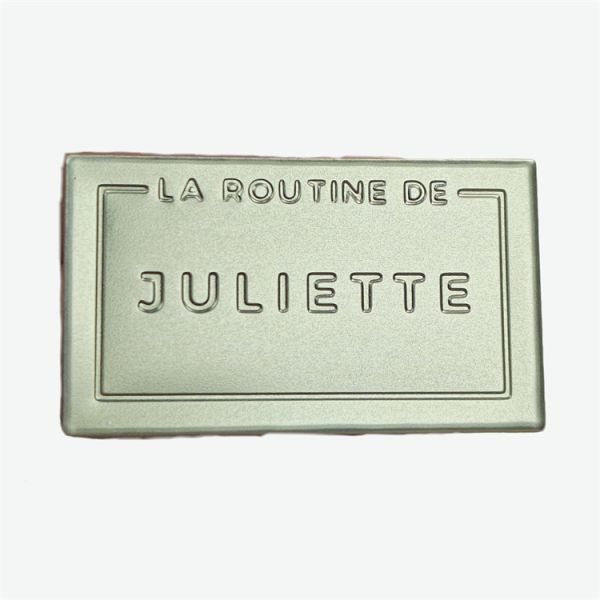 High Ranking Metallic Brand Label With Debossed Finished Of Perfume Bottle
