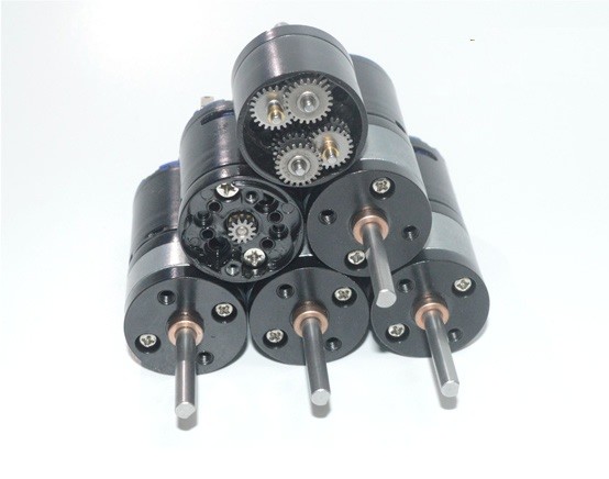 Motor dual recto miniatura 6v 12v 25m m 2000rpm del engranaje de DC del eje