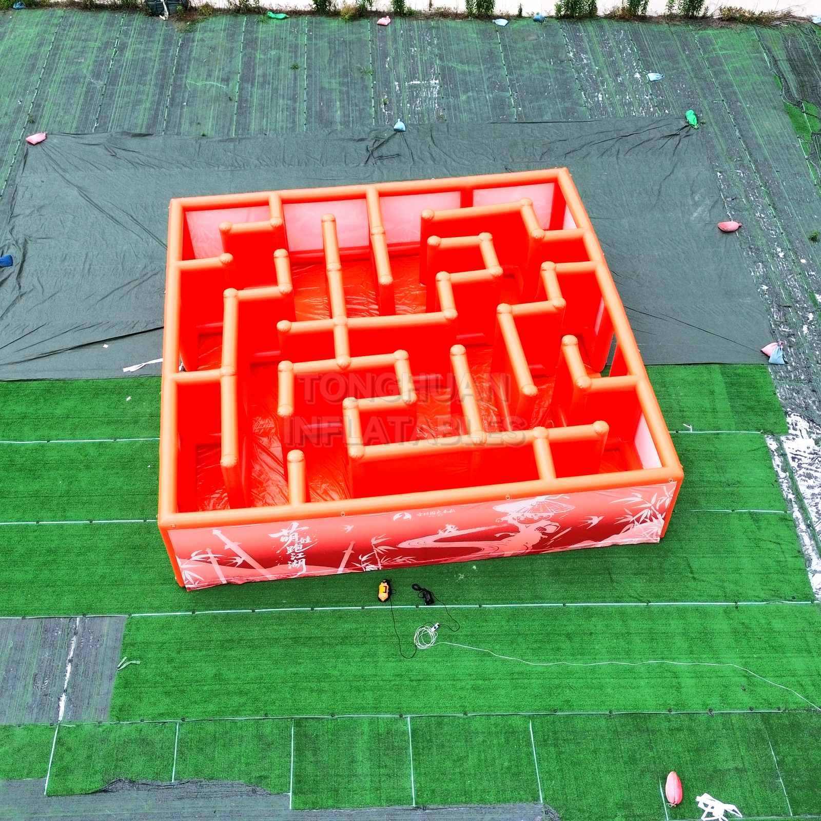 Commercial Red Inflatable Maze with High Walls Multiple Routes and Custom Printed Panels for Events Team Games and Amusement Parks