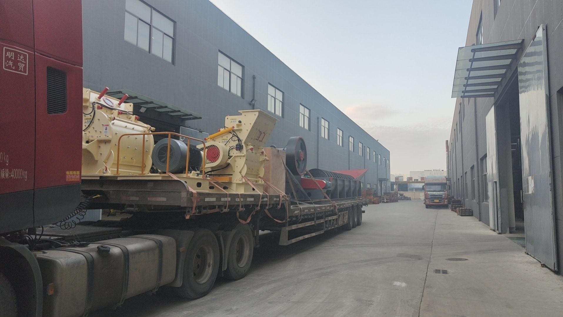 European Version of Rough Grinding Limestone Coarse Powder Mill with Lead Materials
