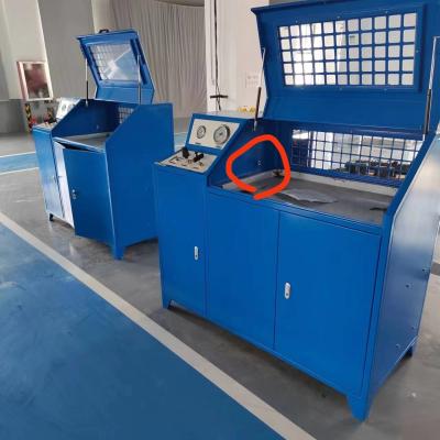 Equipamento de pressão automática de mangueira compacta Tamanho 1,53 x 0,70 x 1,32 m