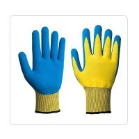 HPPE de jardinage Mechanix a coupé les gants résistants avec des nitriles bleus plongeant sur la paume
