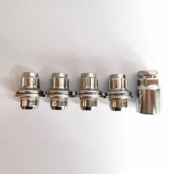 Safe Silvery Wheel Lug Nuts 37mm Length ANSI/ASME Certification