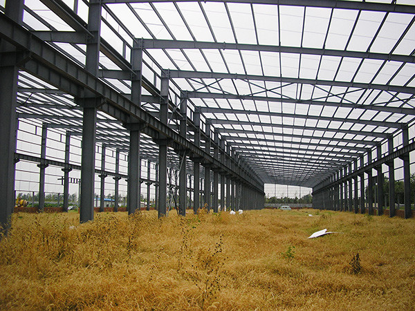 Modern Prefabricated Steel Building Warehouse , Prefab Steel Structure Factory