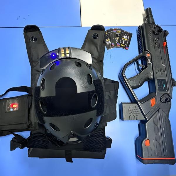 Outdoor Laser Tag Equipment Gun And Vest Multiplayer Laser Tag Weapon Game Machines