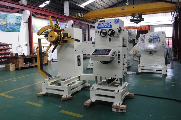 Press Feeding Equipment High Speed Auto Decoiler Straightener Feeder Machine