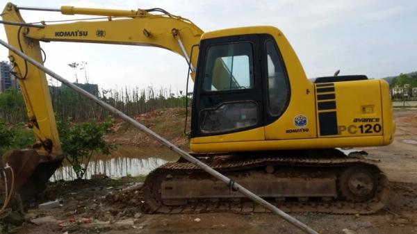 PC120 - máquina escavadora 90% UC de KOMATSU da segundo mão 6 com capacidade da cubeta 0.5m3