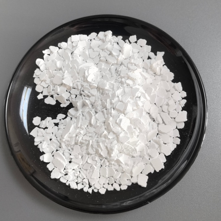 Industrial Grade Calcium Chloride Flakes with 74% Purity and REACH Certification