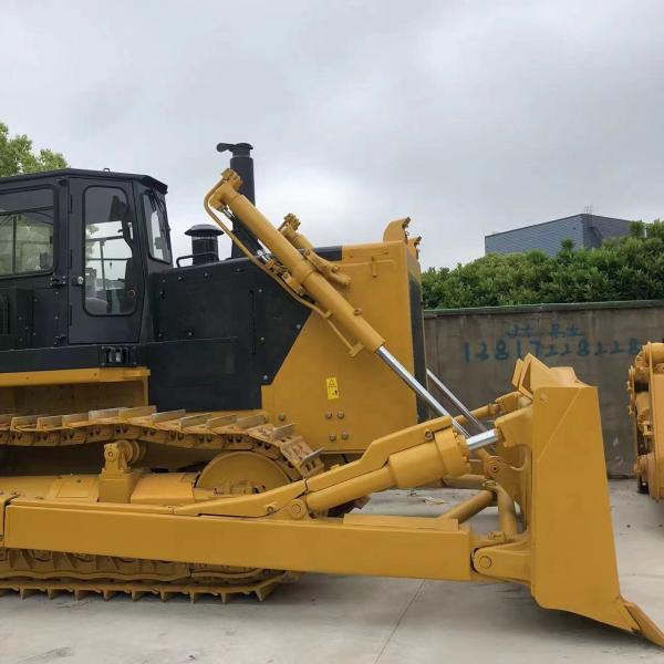 Second-hand Bulldozer SD32 Mountain Push Wheel Bulldozer in Good Condition for Global Sales