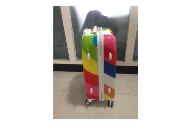 ABS PC Polypropylene Luggage Bags Plastic Handle Support 4 Rotative Wheels Framed