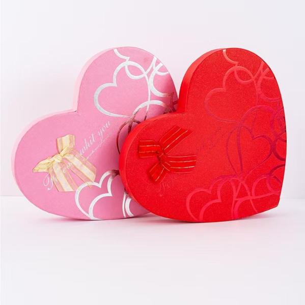 Handmade Custom Logo Paper Cardboard Valentine Heart Chocolate Box Packaging With Divider