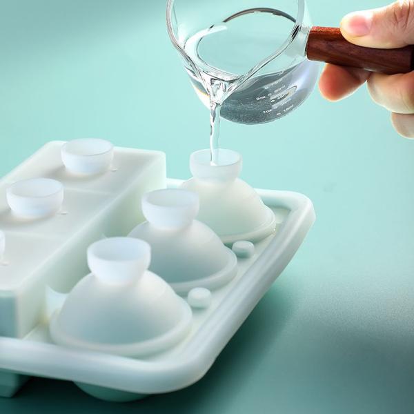 MHC Ice Cube Trays For Freezer Silicone With Lid Large Square And Round Ice Cream Tools