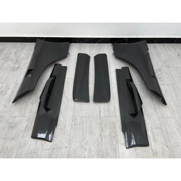 Vende como pasteles calientes para McLaren MP4-12C 625C 650S Kit de cuerpo de fibra de carbono mejorado 675LT estilo falda lateral difusor trasero