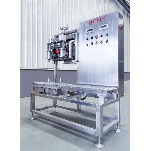 10L18L25L Double Nozzle Semi-auto Jerrycan Pail Oil Chemical Liquid Acrylic Resin H2O2 Filling Machine Filler