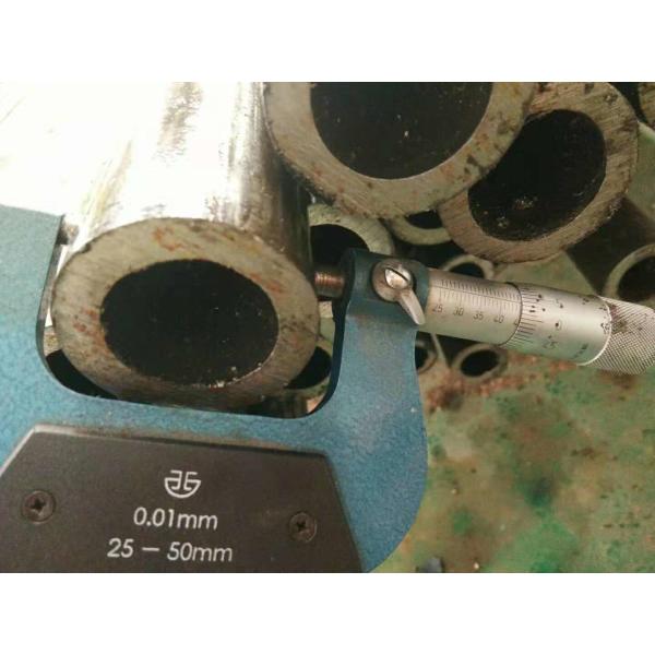 Cold Drawn Seamless Steel Pipe Precision Carbon Steel Tube DIN2391 EN10305 ST37 ST52