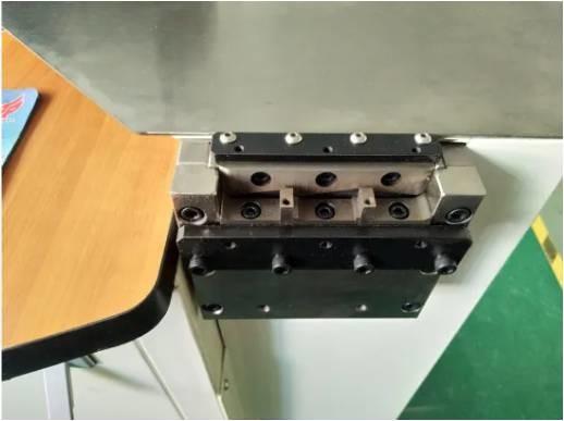 General Type Computer Blade Bending Machine With 19 Inches LCD ZY - 510B Model