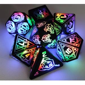 Зажигать DND кости перезаряжаемые с зарядным ящиком 7 PCS LED электронные кости для столового стола