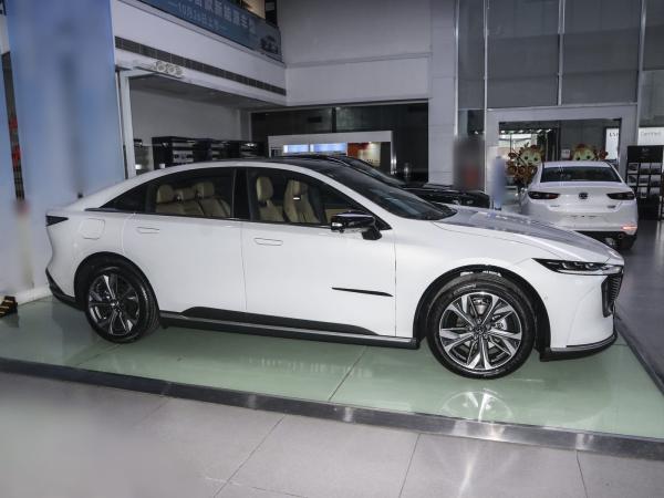 Popular Used Cars WLTC Comprehensive Fuel Consumption L/100Km 7.35 Fuel Consumption At Minimum State Of Charge L/100Km -