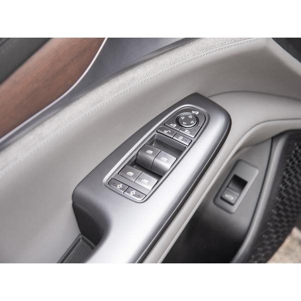 4800*1875*1460 Size Medium Car 2024 BYD Seal DM-i Electric Plug-in Hybrid Left Hand Drive Long Range Chinese Energy Vehicle