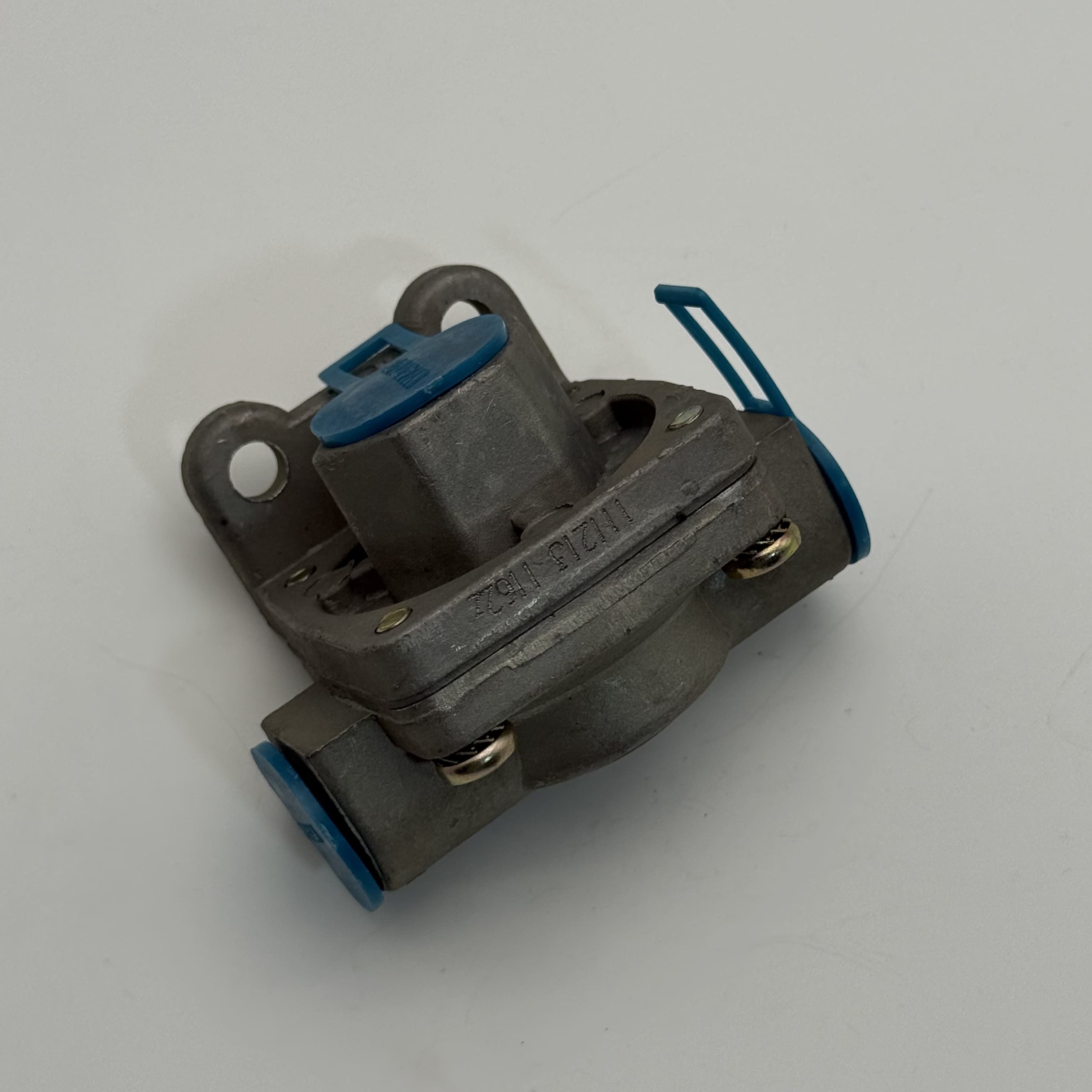 VIE Type Quick Release Valve & Automatic Drain Valve for Bus & Truck Air Brake System, Various Models Available, OEM Replacement Pneumatic Brake Parts