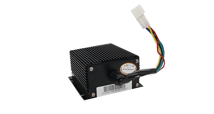 Forklift DC DC Converter with 45-100V Input Voltage IP65 Protection and 95% Efficiency
