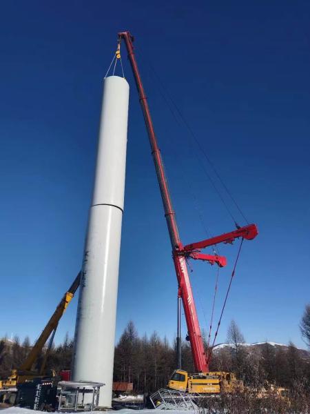 2013 Sany usó una grúa SAC3500 con una longitud de torre de 78 metros, un jib de 42 metros y un contrapeso de 140 toneladas.