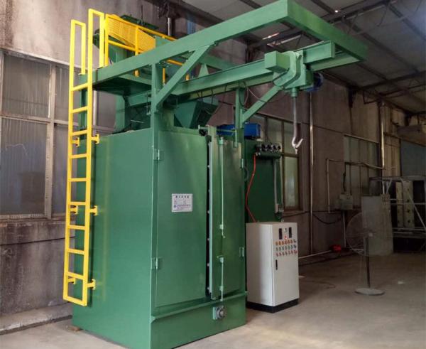 Single Hook Automatic Shot Blasting Machine , Castings Cleaning Shot Blasting Equipment